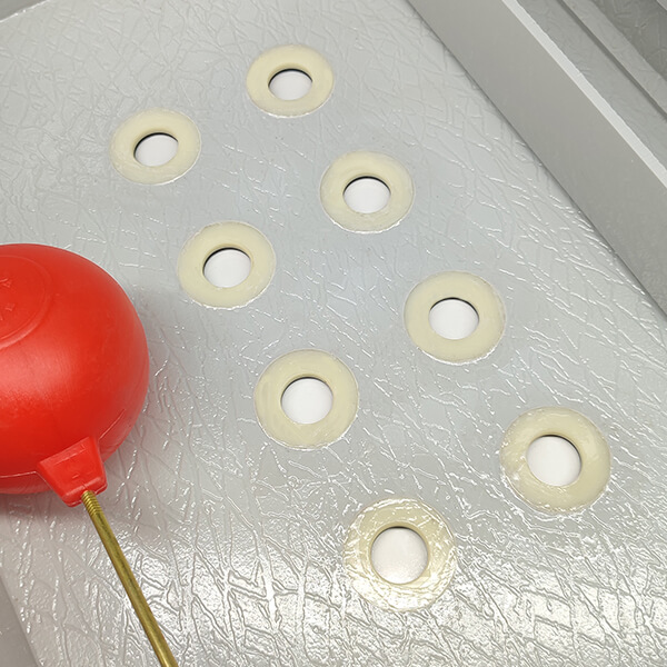 قطعات و تکنولوژی پیشرفته در مدل 8000 مکانیزم داخلی رطوبتساز 8000 با 8 پیزو سرامیک و مخزن 12 لیتری